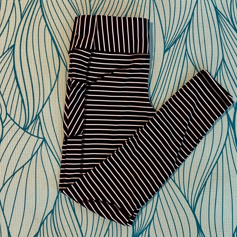 Striped workout legging